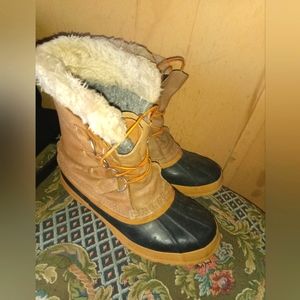 Sorel woolen handmade winter boots size 6